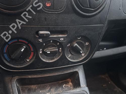 Nummerpladelys PEUGEOT BIPPER (AA_) 1.3 HDi 75 | BP34477822I40 - Image 17