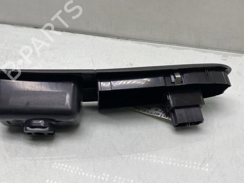 Used Right front window switch Right front window switch PEUGEOT 406 (8B) 2.0 HDI 110 (109 hp) 31174265 31174265