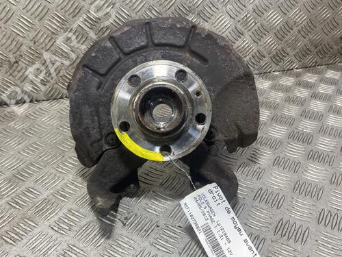 Used Right front steering knuckle VW POLO V (6R1, 6C1) 1.2 (60 hp) 24960924