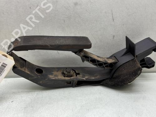 Pedal Pedal MERCEDES-BENZ C-CLASS T-Model (S203) C 200 CDI (203.207) (122 hp) 33609669 33609669