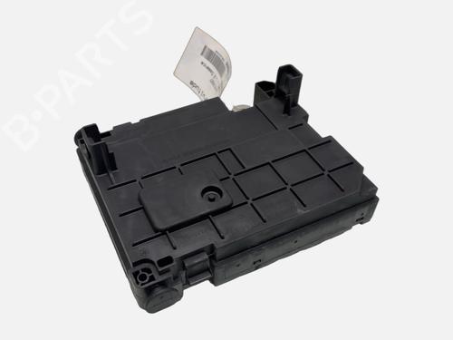 Used Fuse box Fuse box PEUGEOT 308 II (LB_, LP_, LW_, LH_, L3_) 1.2 THP 130 (131 hp) 40270666 40270666