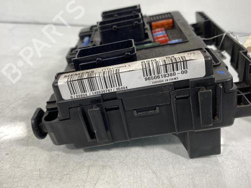Used Fuse box Fuse box PEUGEOT 206 Hatchback (2A/C) 1.6 HDi 110 (109 hp) 19962930 19962930