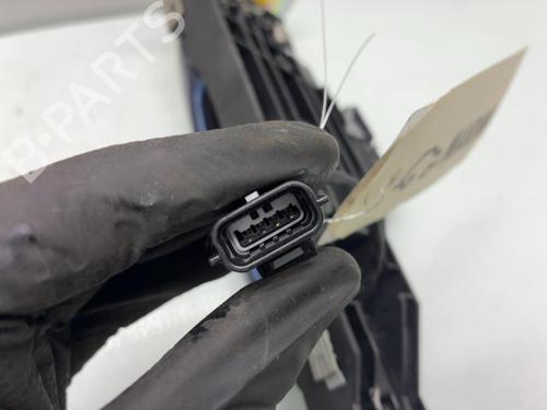 front-left-exterior-door-handle-renault-kadjar-ha_-hl_-2015-40270561 main image