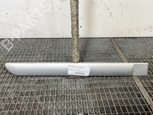 Used Door moulding trim CITROËN C3 I (FC_, FN_) 1.4 HDi (68 hp) 32063534