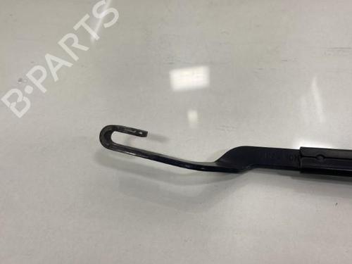 Used Front windshield wiper arm Front windshield wiper arm KIA CEED (CD) 1.4 T-GDI (140 hp) 19950114 19950114