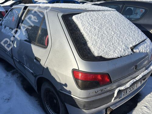Used Parts PEUGEOT 306 Hatchback (7A, 7C, N3, N5) 1.4 4416707