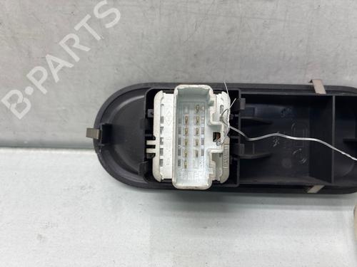 left-front-window-switch-renault-clio-iii-br01-cr01-2005-2006-2007-2008-2009-2010-2011-2012-2013-2014-34459122 main image