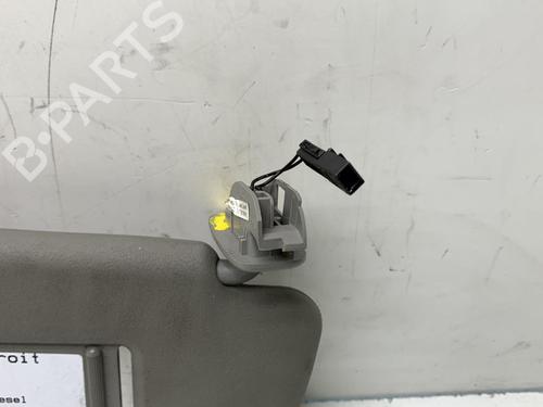 Used Right sun visor Right sun visor 21957809 21957809