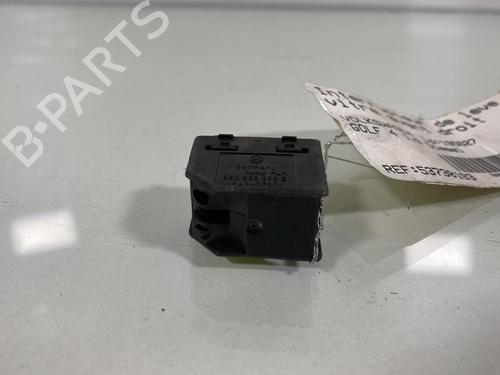 Used Right front window switch Right front window switch VW GOLF IV (1J1) 1.9 TDI (115 hp) 19999762 19999762