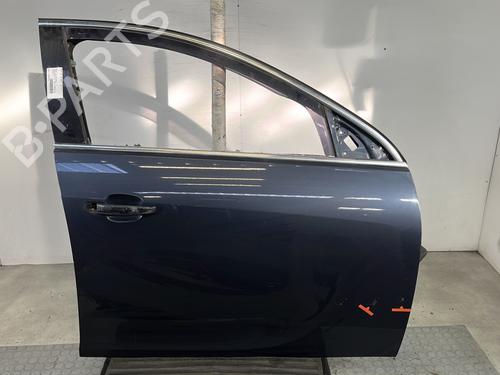 Used Right front door OPEL INSIGNIA A Sports Tourer (G09) 2.0 CDTI (35) (110 hp) 31887090