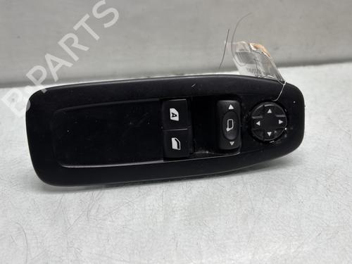 Used Left front window switch Left front window switch PEUGEOT 208 I (CA_, CC_) 1.6 HDi (92 hp) 32062822 32062822