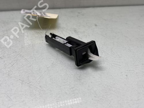 Used Fuel door actuator DACIA SANDERO III 1.0 TCe 100 ECO-G (101 hp) 31717536