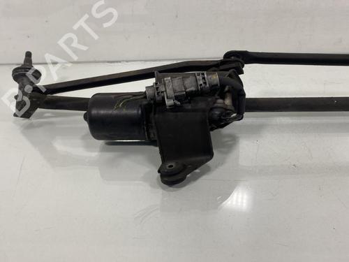 Front wiper motor IVECO DAILY III Platform/Chassis 35 S 11,35 C 11 (A2FC13AA, A6FBU4AB, A2NB14A1, A2ND13A1,... NT