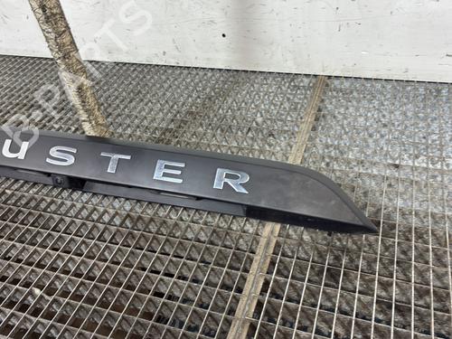 Used Tailgate trim Tailgate trim DACIA DUSTER (HM_) 1.5 dCi 115 (HMAD) (116 hp) 33774263 33774263