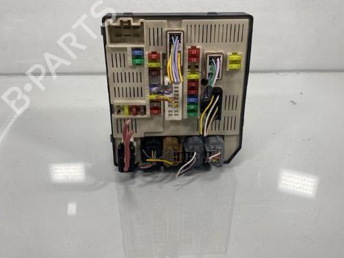 Used Electronic module Electronic module RENAULT MEGANE III Hatchback (BZ0/1_, B3_) 1.5 dCi (BZ0C) (90 hp) 19990262 19990262