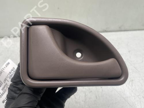 Venstre fortil invendig håndtag RENAULT TWINGO I (C06_) 1.2 (C066, C068) (58 hp) 31281652