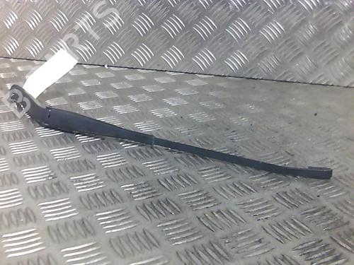 Used Front windshield wiper arm DACIA SANDERO [2008-2025]  20032640