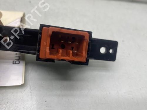 Used Warning switch Warning switch SUZUKI GRAND VITARA II (JT, TE, TD) 1.9 DDiS All-wheel Drive (JT419, TD44, JB419WD, JB419XD,... (129 hp) 19949132 19949132