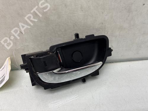 Used Front left interior door handle Front left interior door handle 37075916 37075916