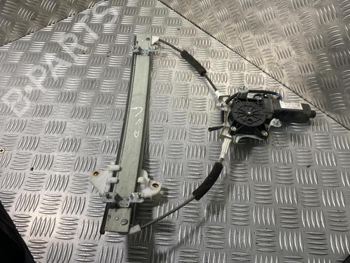 Used Front left window mechanism HYUNDAI LANTRA II Estate (J-2) 1.5 12V (88 hp) 19997911