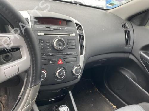 Warning switch KIA CEE'D Hatchback (ED) 1.6 CRDi 115 | BP19966091I22 - Image 15