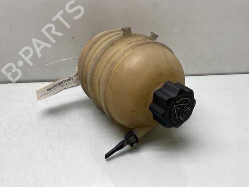 Used Expansion tank PEUGEOT 206 Hatchback (2A/C) 1.4 i (75 hp) 31594767