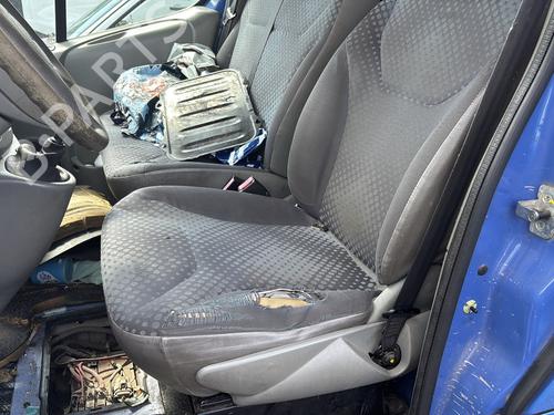 Front right interior door handle RENAULT TRAFIC II Bus (JL) 2.0 dCi 90 (JL00, JL01, JL0H, JL0M, JL0P, JL0S) | BP29995770I14 - Image 20