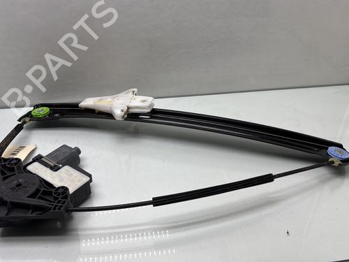 Rudehejsemekanisme venstre bagtil VW TOURAN (5T1) 1.2 TSI (110 hp) 28423215