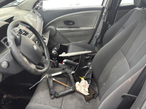 Fuse box RENAULT MEGANE III Hatchback (BZ0/1_, B3_) 1.5 dCi (BZ09, BZ0D, BZ1W, BZ29, BZ14) | BP37409713E1 - Image 20