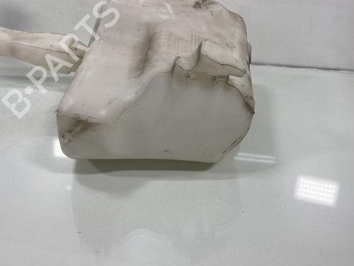 Used Windscreen washer tank Windscreen washer tank RENAULT MASTER III Van (FV) 2.3 dCi 125 FWD (FV0C, FV0D, FV0G, FV0H, FV0J, FV0K,... (125 hp) 20011367 20011367