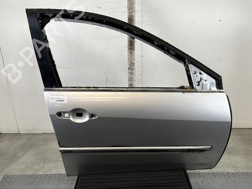 Used Right front door RENAULT LAGUNA III (BT0/1) 2.0 dCi (BT07, BT0J, BT14, BT1A, BT1S) (131 hp) 30872130