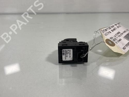 Used Right front window switch Right front window switch BMW 7 (F01, F02, F03, F04) 730 d (258 hp) 19971699 19971699