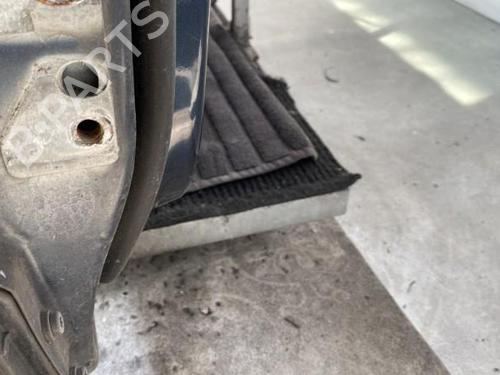 Used Right front door VW GOLF V (1K1) [2003-2010]  28693276