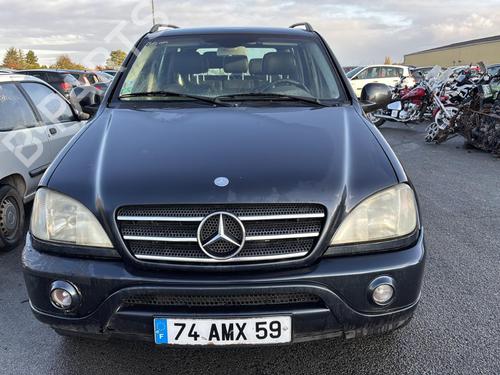 Front right door window MERCEDES-BENZ M-CLASS (W163) ML 270 CDI (163.113) | BP32299129C19