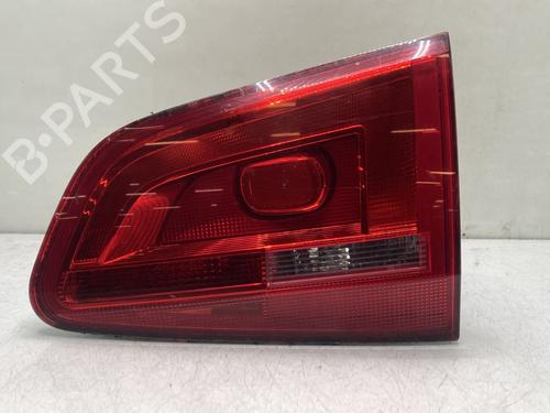 Used Right tailgate light VW SHARAN (7N1, 7N2) 2.0 TDI (177 hp) 31212408