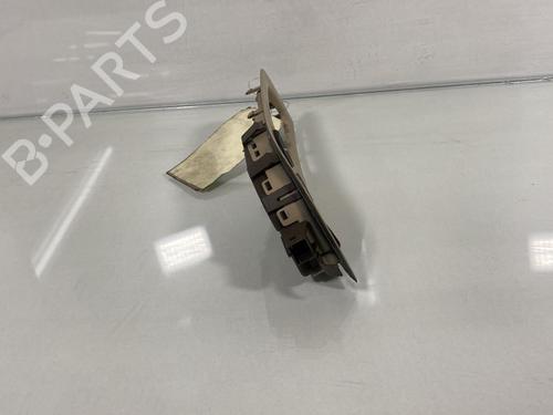 Used Right front window switch Right front window switch CITROËN C6 (TD_) 2.7 HDi (204 hp) 20035755 20035755