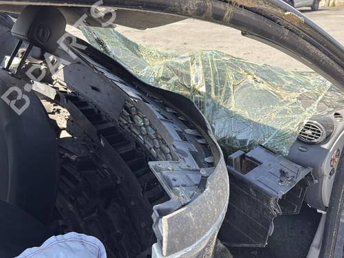 Front left lock RENAULT TWINGO II (CN0_) 1.5 dCi (CN0E) | BP29939671C98