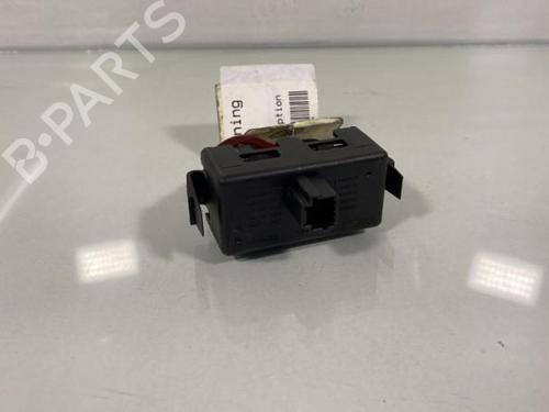 Used Warning switch Warning switch RENAULT CLIO III (BR0/1, CR0/1) 1.5 dCi (BR17, CR17) (86 hp) 19986700 19986700