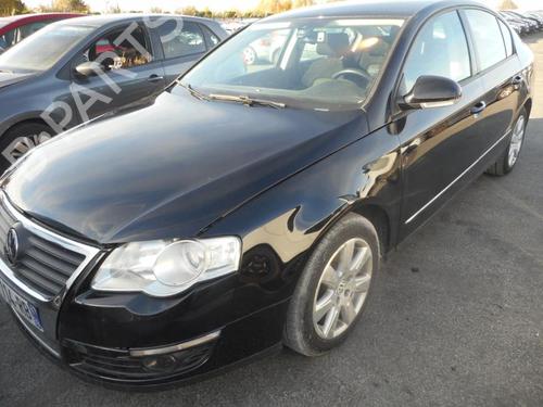 Left taillight VW PASSAT B6 (3C2) 2.0 TDI | BP37249442C34 - Image 9