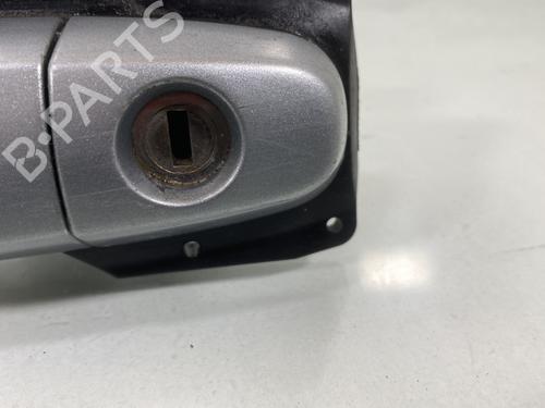 front-left-exterior-door-handle-toyota-yaris-_p9_-2005-2006-2007-2008-2009-2010-2011-2012-2013-2014-27632342 main image