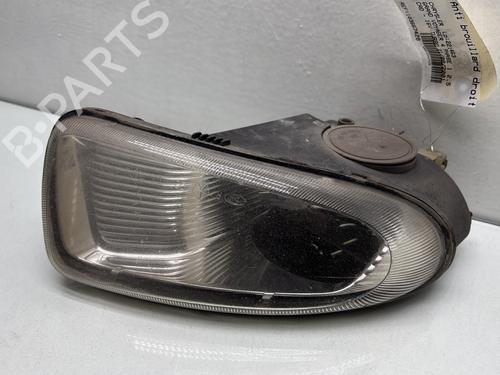 Used Right front fog light CHRYSLER VOYAGER IV (RG, RS) 2.5 CRD (141 hp) 28094422