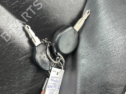 Steering column stalk PEUGEOT 206 Hatchback (2A/C) 2.0 HDI 90 | BP32063325I23 