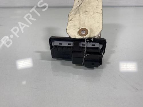 Used Switch PEUGEOT 308 SW II (LC_, LJ_, LR_, LX_, L4_) 1.6 BlueHDi 120 (120 hp) 19997505