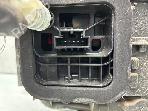 Used Left taillight Left taillight 38598009 38598009