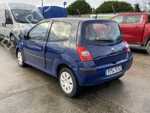 Hattehylde RENAULT TWINGO II (CN0_) 1.2 (CN0D) | BP31881015C85 