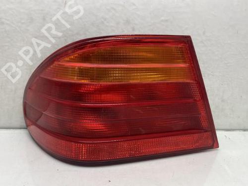Used Left taillight Left taillight MERCEDES-BENZ E-CLASS (W210) E 290 Turbo-D (210.017) (129 hp) 19951945 19951945