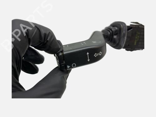 switch-opel-meriva-a-mpv-x03-2003-2004-2005-2006-2007-2008-2009-2010-40030165 main image