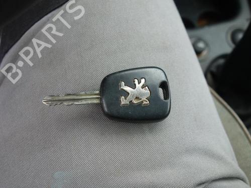 Seat buckle PEUGEOT PARTNER MPV (5_, G_) | BP20015672I32 - Image 9
