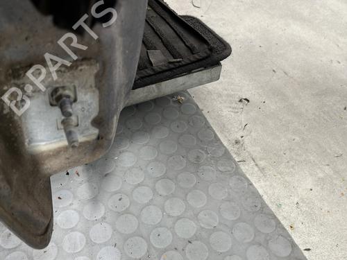 Right front door RENAULT CLIO III (BR0/1, CR0/1) 1.6 16V (BR09, BR0T, CR09, CR0T) | BP29119625C3 