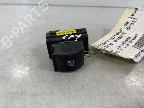 Used Right front window switch FIAT BRAVO II (198_) 1.9 D Multijet (198AXC1B) (150 hp) 20015811